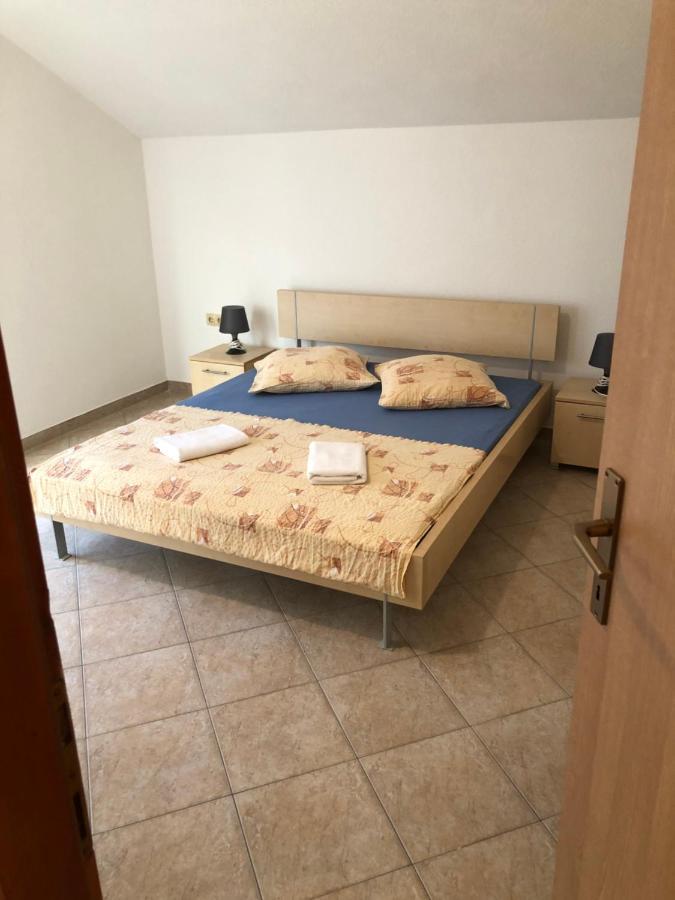 Miro Apartmani Razanac Exterior photo